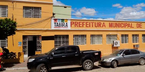Prédio da Prefeitura Municipal de Tabira tem energia corta – Foto: Reprodução