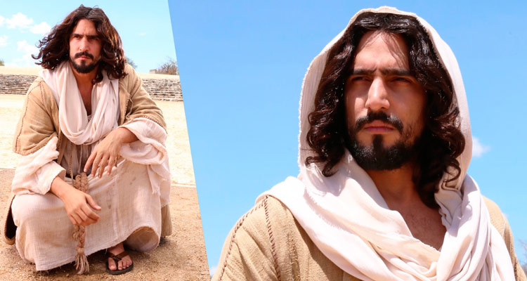 Renato Góes no papel de Jesus para a Paixão de Cristo de Nova Jerusalém – Foto: Divulgação