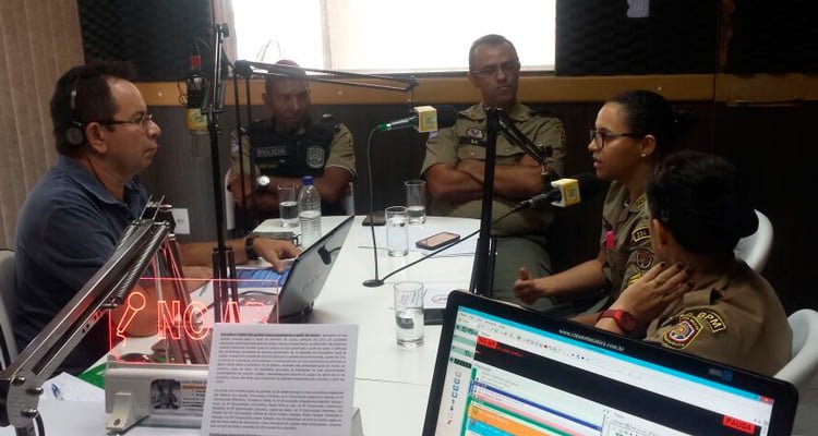 Polícia intensifica campanha para ajudar a recuperar celulares roubados