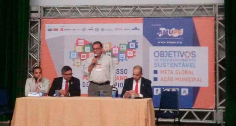 Djalma Alves representa prefeitos do Pajeú na abertura do Projeto Gestão Cidadã