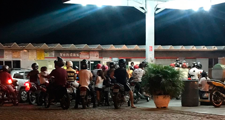 Superlotados e falta de combustível no Pajeú – Foto: Reprodução