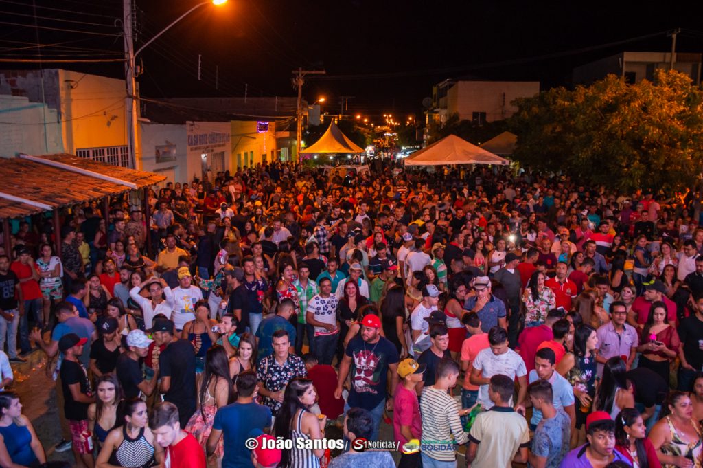 Segunda noite de shows da 48ª Festa dos Romeiros de Solidão