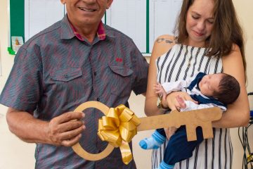 Bebê-prefeito de Solidão recebe a chave da cidade – Foto: João Santos