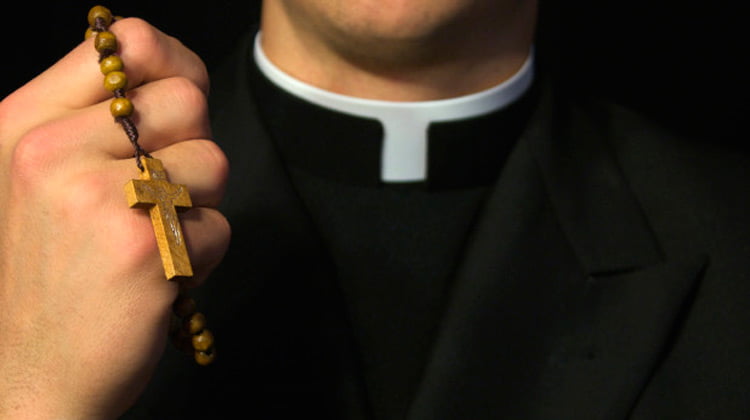 Governo recorrerá à Itália para evitar ataques de bispos