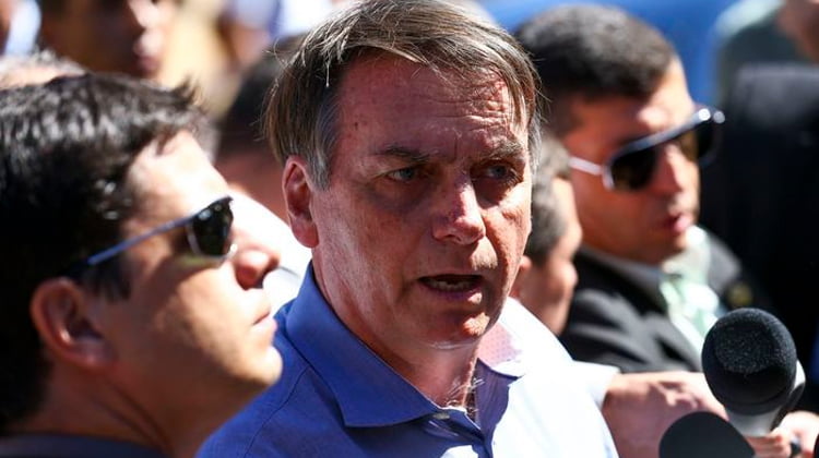 'Professor tem que ensinar e não doutrinar', diz Jair Bolsonaro