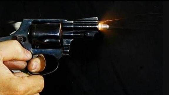 Imagem ilustrativa - A vítima levou um tiro e se atirou ao chão se passando por morto – Foto: Reprodução