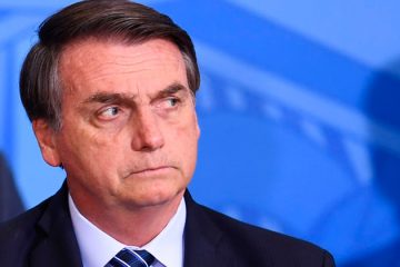 Bolsonaro pede a MEC projeto de lei para proibir ideologia de gênero
