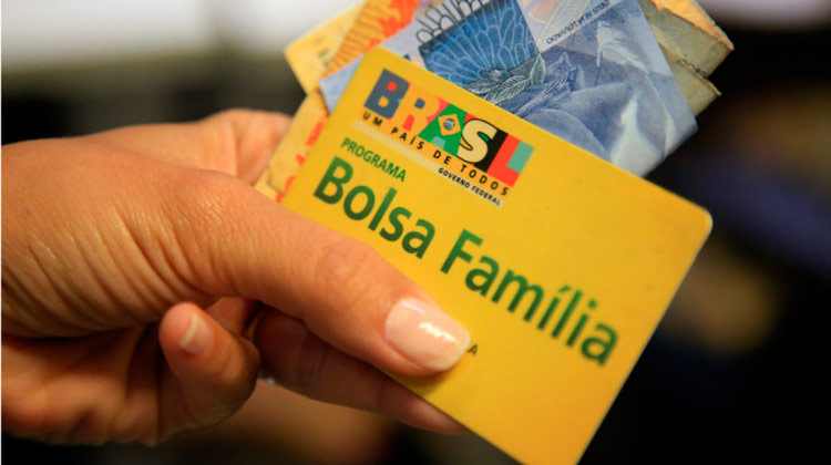 Bolsa Família registra maior repasse da história e Nordeste lidera concentração