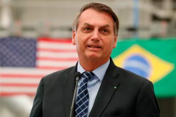 Bolsonaro deve fazer novo teste de coronavírus