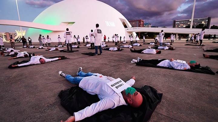 Brasil ultrapassa Alemanha e se torna sétimo país mais afetado pela Covid-19
