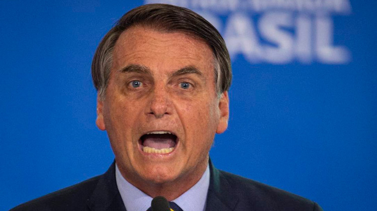 "Se o povo não voltar a trabalhar, teremos um caos", diz Bolsonaro