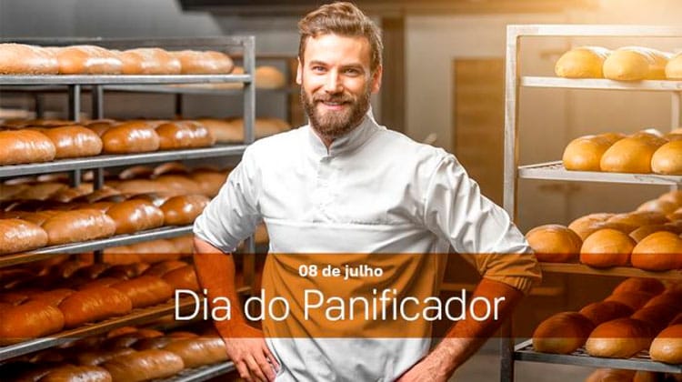 8 de julho - Dia do Panificador O Dia do Panificador é comemorado anualmente em 8 de julho.Também conhecido como Dia do Padeiro, esta data é uma homenagem aos profissionais que se dedicam a produzir uma delícia popular milenar: o pão! O panificador é o profissional que fabrica os pães, a partir das mais variadas receitas. A panificação é uma atividade bastante antiga, fazendo com que seja difícil precisar o ano ou local onde a produção de pães surgiu. Alguns historiadores acreditam que os primeiros pães foram feitos há mais de 12 mil anos na Mesopotâmia, na atual região do Iraque. O pão é feito com os mais diversos grãos como trigo, centeio, milho, cevada, etc. Pode ou não levar fermento e sempre cai bem em qualquer refeição. No Brasil, para ser um panificador, é preciso fazer um curso técnico de panificação e confeitaria e colocar a mão na massa. Lenda do Dia do Panificador O Dia do Panificador foi criado em homenagem à Santa Isabel de Portugal, conhecida popularmente como a “padroeira dos padeiros”. De acordo com a lenda, durante o século XIV, Portugal enfrentava uma intensa crise e as pessoas passavam muita fome. Para ajudar os menos afortunados, a rainha de Portugal, Isabel de Aragão, distribuía anonimamente pães para os pobres. Certo dia, quando a rainha se preparava para distribuir os pães, o rei D. Dinis I interceptou-a e exigiu que ela mostrasse o que escondia no seu avental. A rainha respondeu que levava rosas, mas o rei não acreditou e pediu para que Isabel revelasse o conteúdo misterioso. Ao abrir o avental, várias rosas caíram ao chão e os súditos presentes (que iam receber os pães) começaram a gritar: “Milagre! Milagre”.