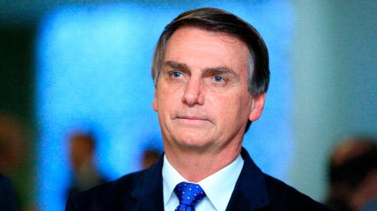 "Deixa a molecada trabalhar" diz Bolsonaro sobre trabalho infantil