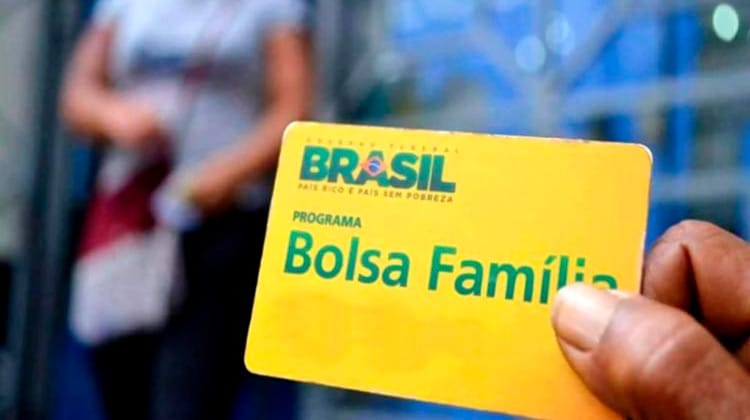 Governo quer acelerar novo Bolsa Família