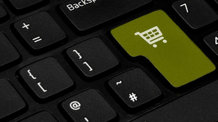 Compras on-line em alta no Dia do Consumidor