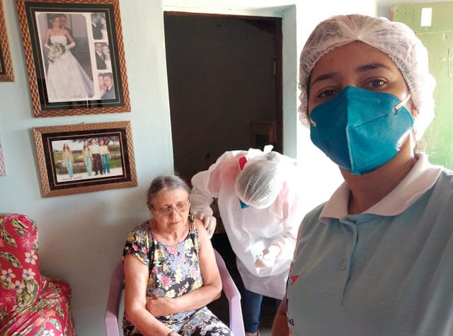 Em Solidão idosos de 70 a 74 anos são vacinados contra a Covid-19
