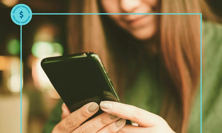 Nascidos em novembro podem atualizar dados no Caixa Tem