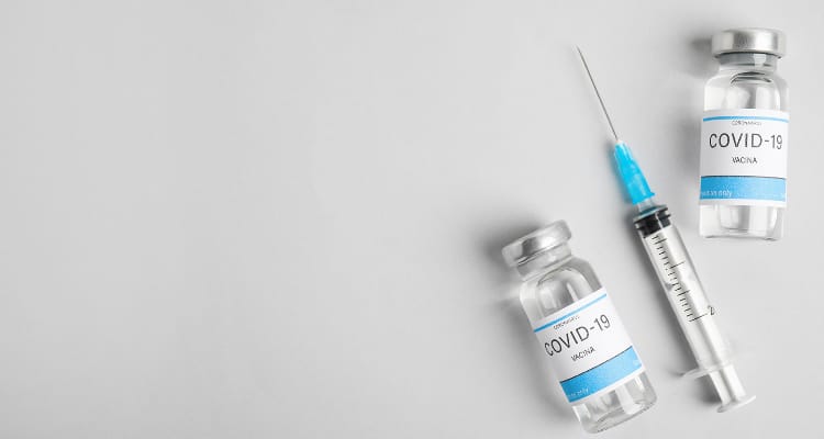 Mulher de 82 anos que recusou vacina morre de Covid em Afogados