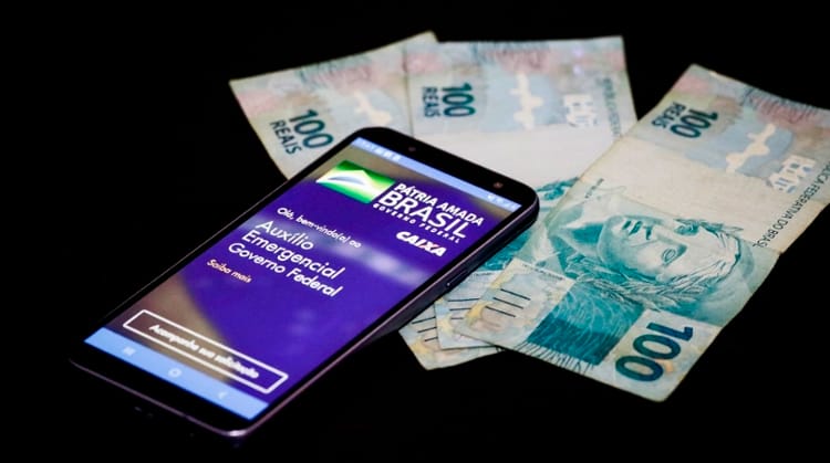 Caixa paga hoje auxílio emergencial a nascidos em março