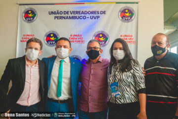 Vereadora Adriana Lima participa do Congresso da UVP em Afogados