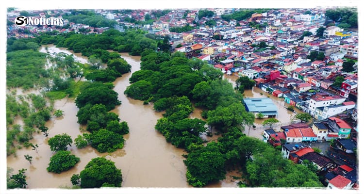 Defesa Civil registra 20 mortos e 31 mil desabrigados por chuvas na BA