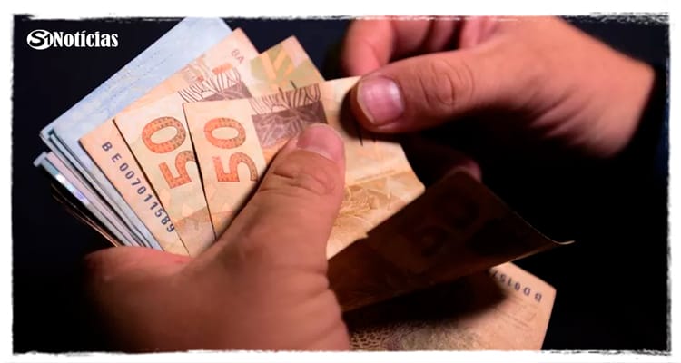 Publicada MP que confirma novo salário mínimo de R$ 1.212