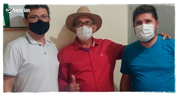 Djalma Alves discute ajustes finais para projeto de cobertura da Gruta de Nossa Senhora de Lourdes