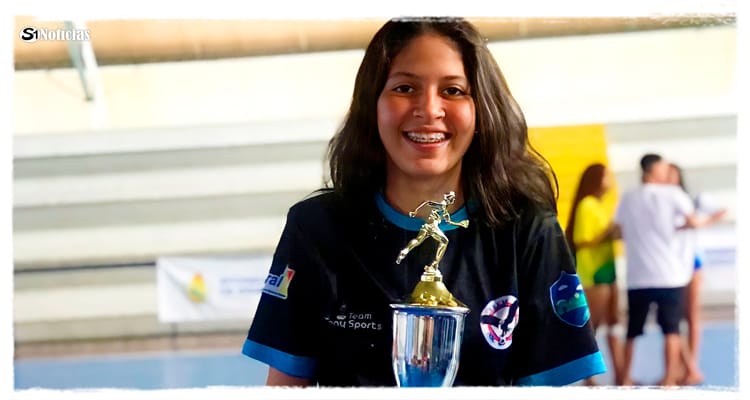 Campeã no salto triplo nos jogos escolares, Kauani Barbosa representará Solidão na fase estadual