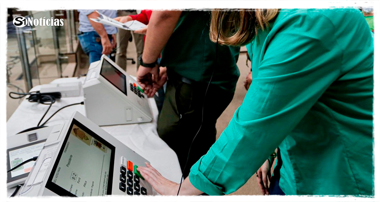 Urnas eletrônicas terão guia em Libras para facilitar voto de eleitores surdos