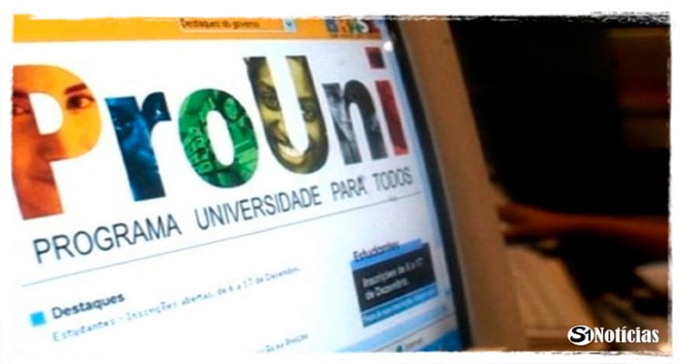 MEC prorroga até amanhã inscrição para o Prouni