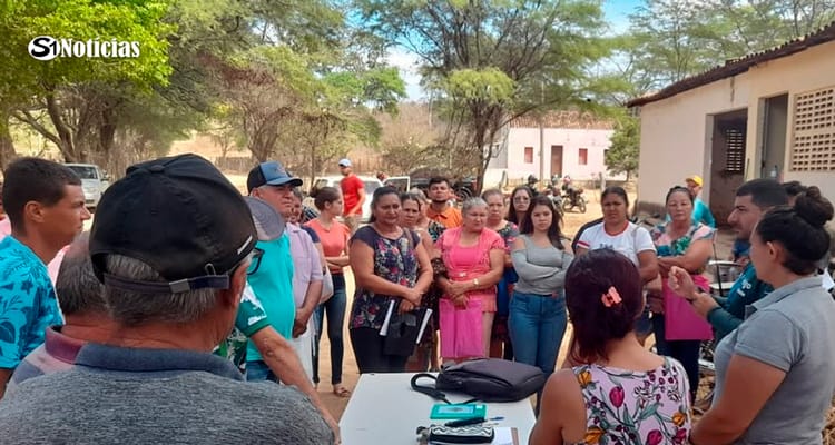 Produtores rurais de Solidão renovam Crédito Rural em reunião no Sítio Carro
