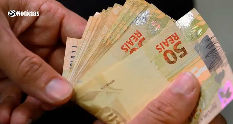 Lula assina decreto que reajusta salário mínimo para R$ 1.412