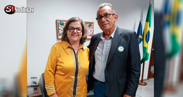 Prefeito de Solidão, Djalma Alves, se reúne com Senadora Tereza Leitão em Brasília para tratar de demandas municipais