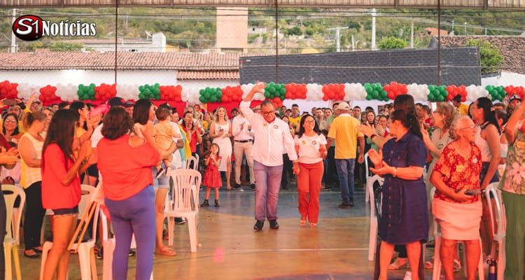 Prefeito Djalma Alves recebe aplausos em Convenção Partidária e reforça compromisso com Solidão