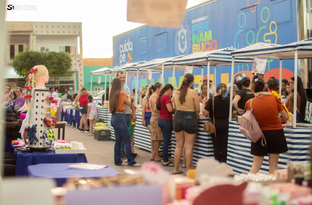 empreendedoras na feira cultural de solidão