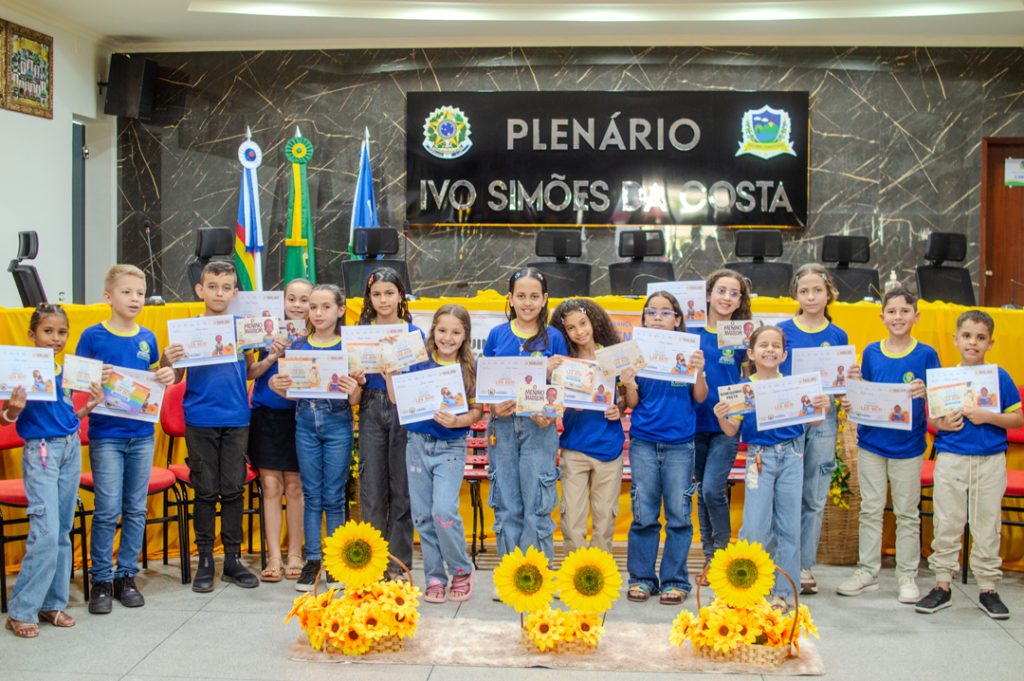 Estudantes participantes da etapa municipal do Ler Bem 2026 em Solidão.